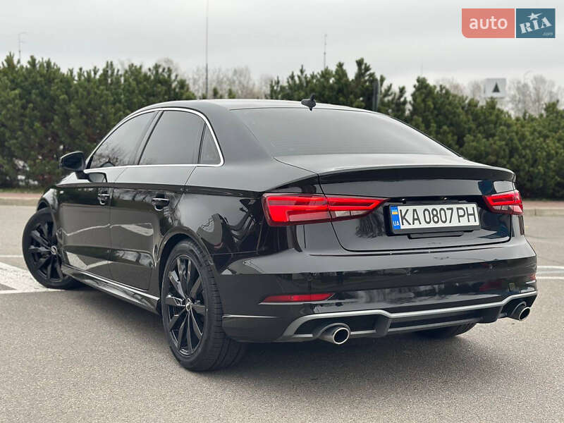 Седан Audi A3 2019 в Киеве