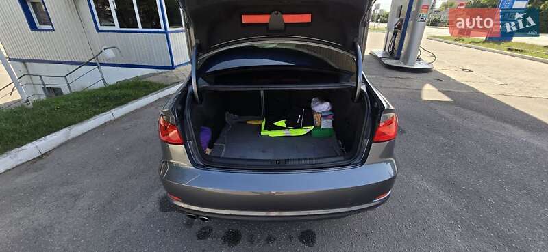 Седан Audi A3 2014 в Ивано-Франковске