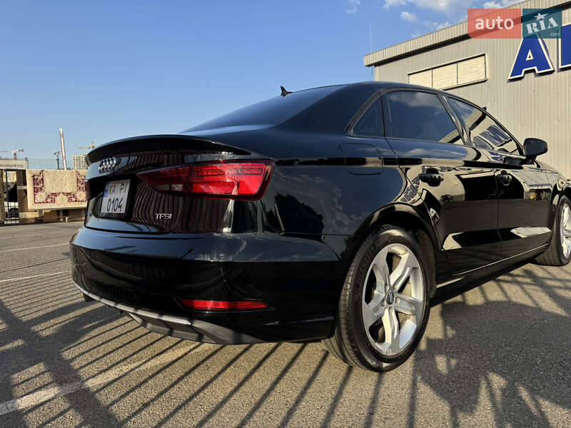 Седан Audi A3 2016 в Киеве фото 10 Седан Audi A3 2016 в Киеве