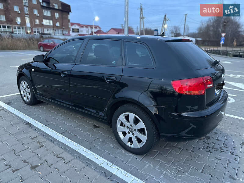 Хэтчбек Audi A3 2008 в Киеве