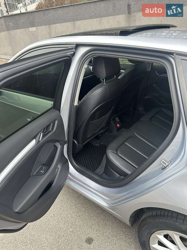 Хэтчбек Audi A3 2015 в Киеве