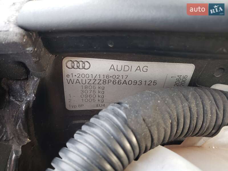 Хэтчбек Audi A3 2006 в Новояворовске