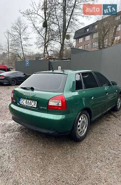 Хэтчбек Audi A3 2002 в Киеве