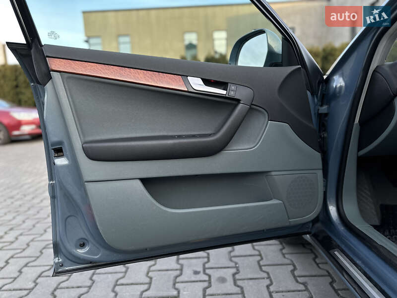 Хэтчбек Audi A3 2010 в Луцке