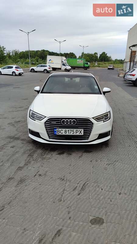 Хэтчбек Audi A3 2016 в Львове фото 3 Хэтчбек Audi A3 2016 в Львове