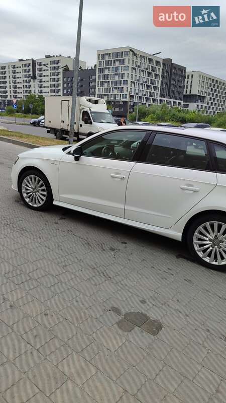 Хэтчбек Audi A3 2016 в Львове фото 6 Хэтчбек Audi A3 2016 в Львове