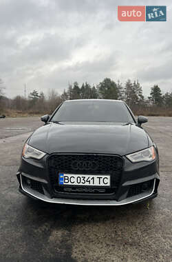 Седан Audi A3 2015 в Новояворовске