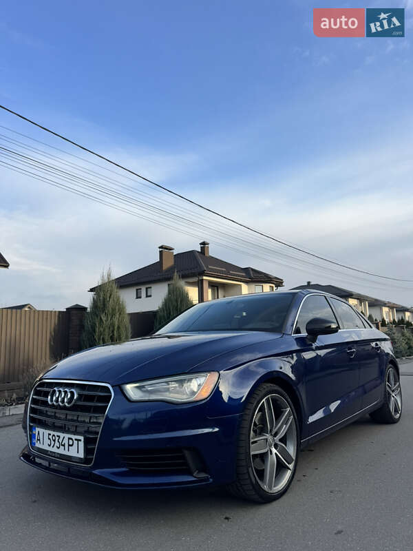 Седан Audi A3 2014 в Софиевской Борщаговке