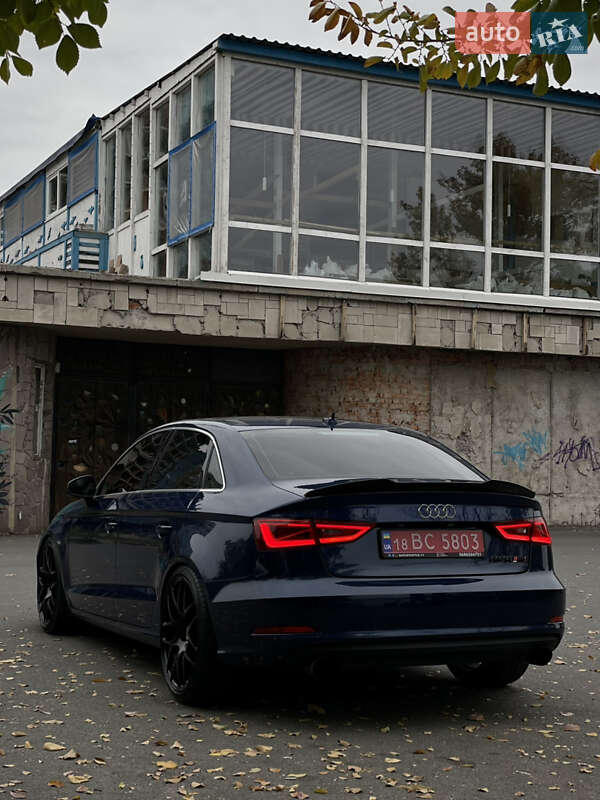 Седан Audi A3 2014 в Днепре