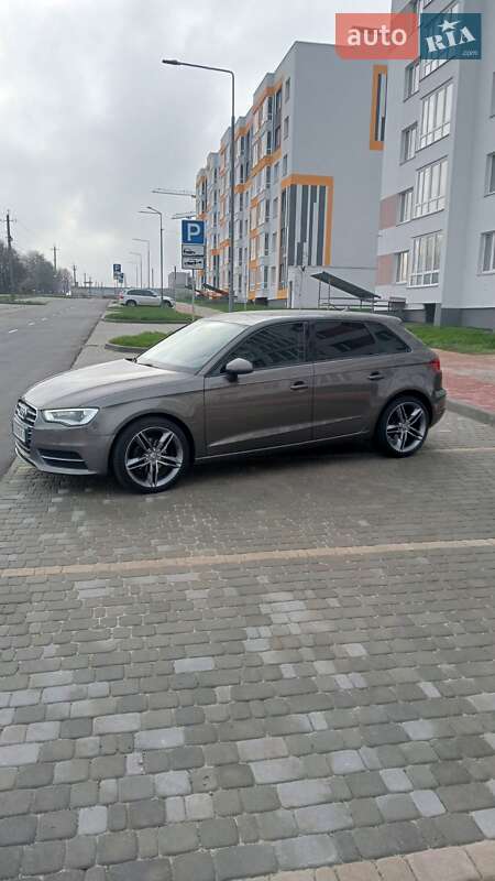 Хэтчбек Audi A3 2013 в Виннице