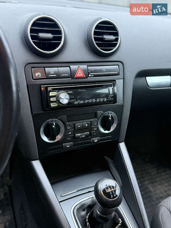 Хэтчбек Audi A3 2003 в Днепре