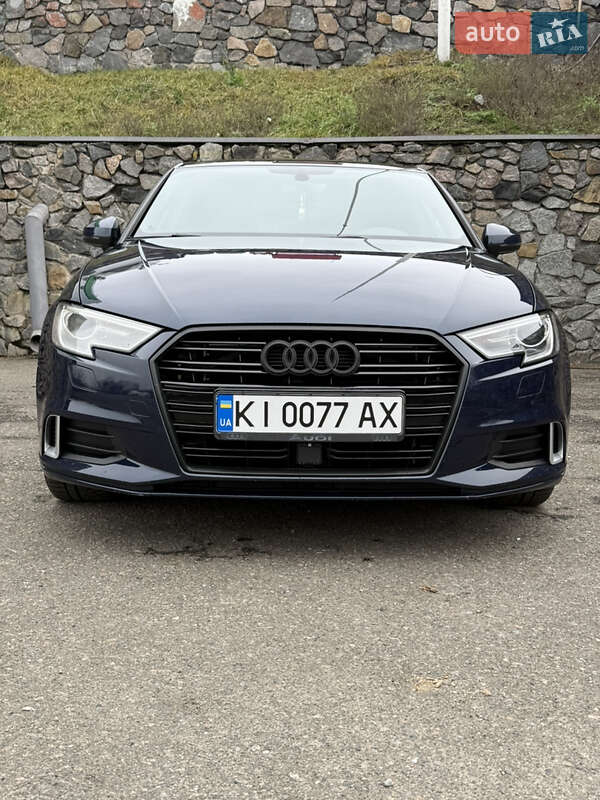 Седан Audi A3 2016 в Белой Церкви