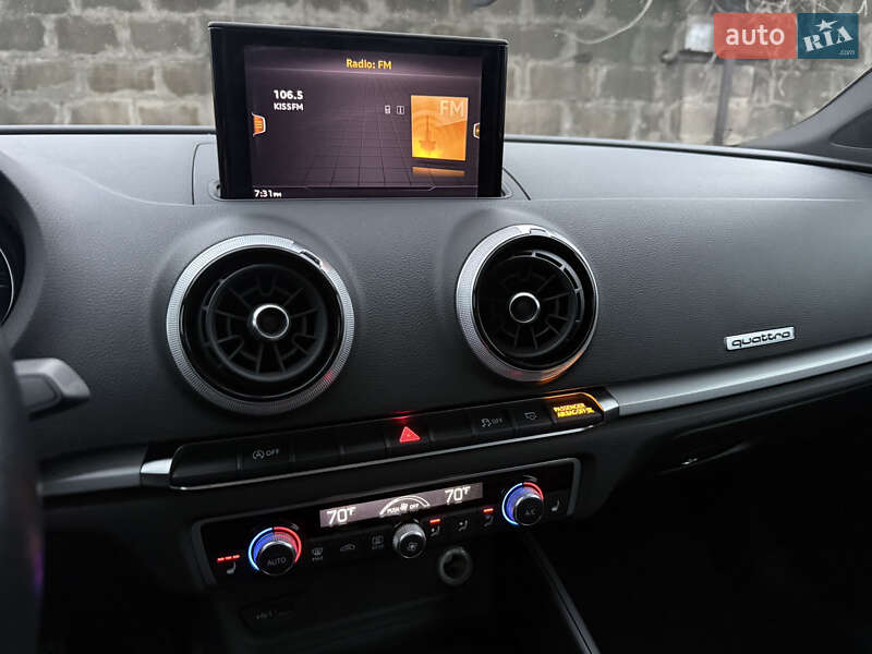 Седан Audi A3 2017 в Киеве