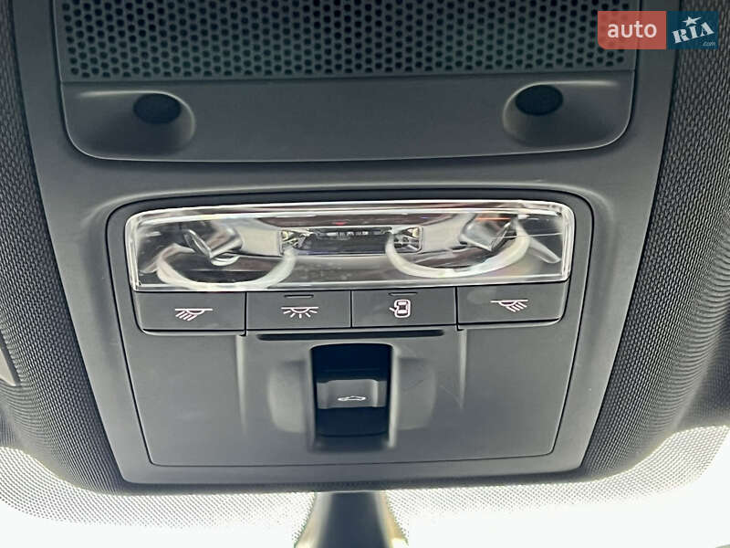 Седан Audi A3 2017 в Киеве фото 47 Седан Audi A3 2017 в Киеве