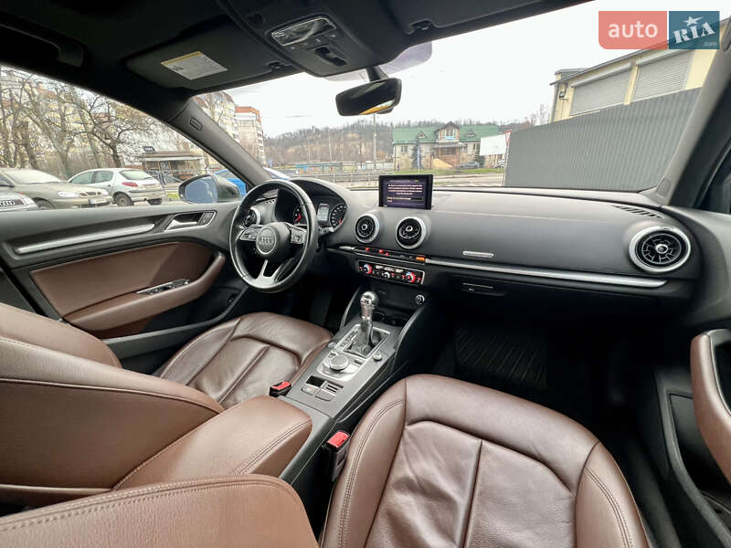 Седан Audi A3 2017 в Киеве фото 46 Седан Audi A3 2017 в Киеве