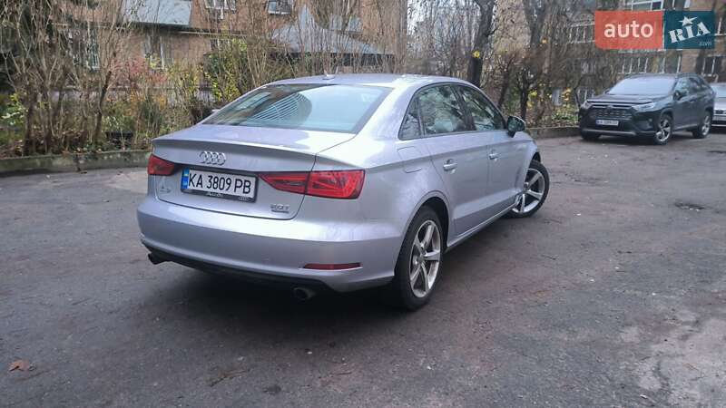 Седан Audi A3 2015 в Киеве