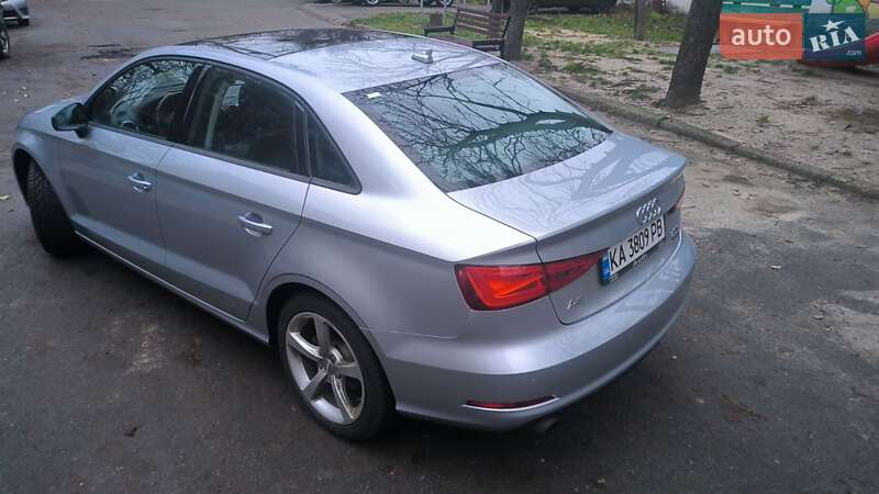 Седан Audi A3 2015 в Киеве