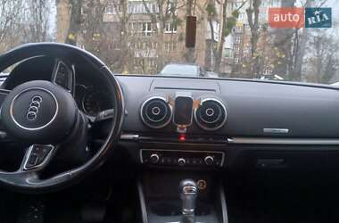 Седан Audi A3 2015 в Киеве