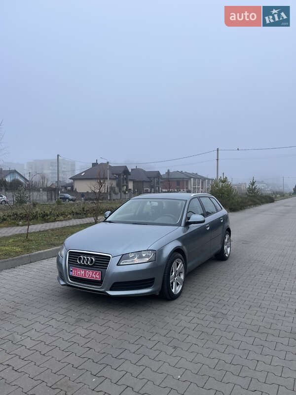Хэтчбек Audi A3 2009 в Ровно