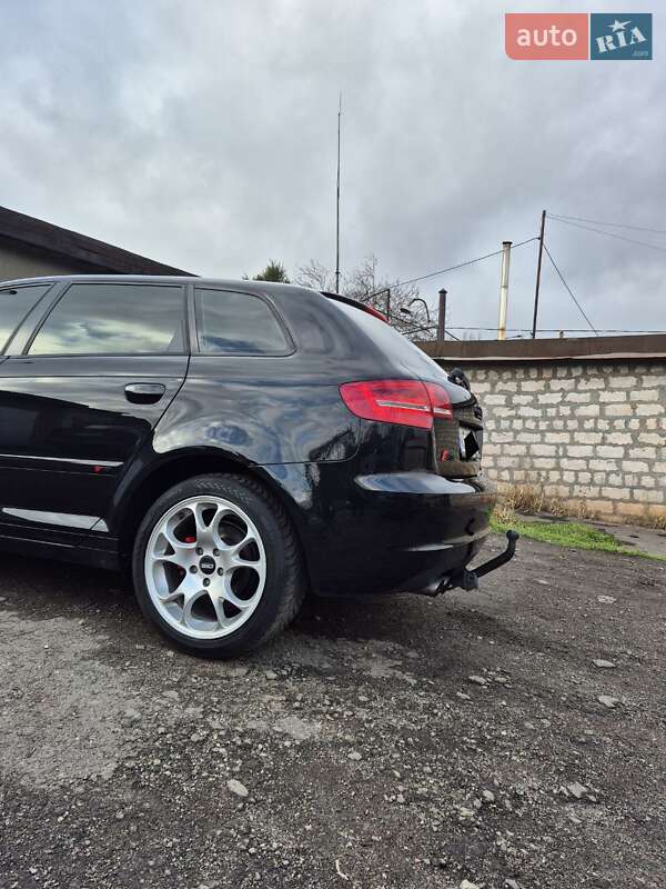 Хэтчбек Audi A3 2009 в Кривом Роге фото 9 Хэтчбек Audi A3 2009 в Кривом Роге