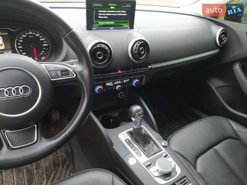 Седан Audi A3 2015 в Днепре