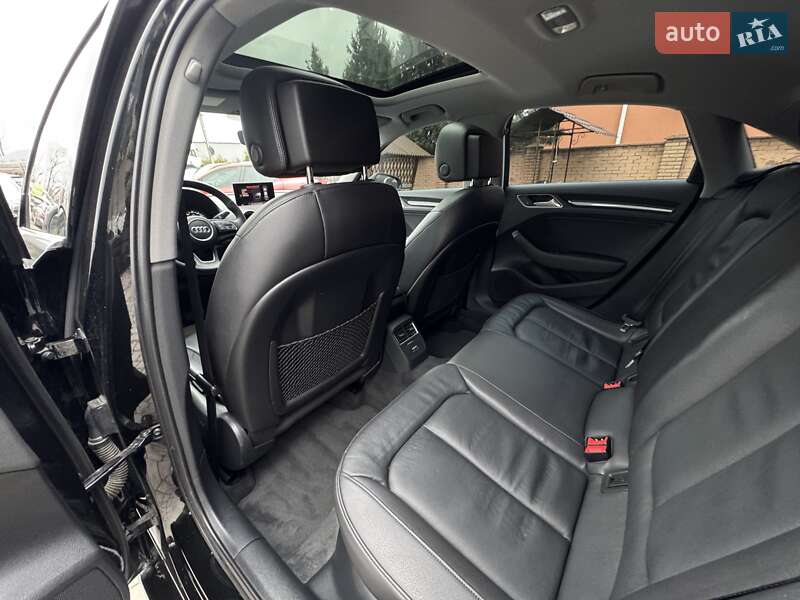 Седан Audi A3 2018 в Виннице