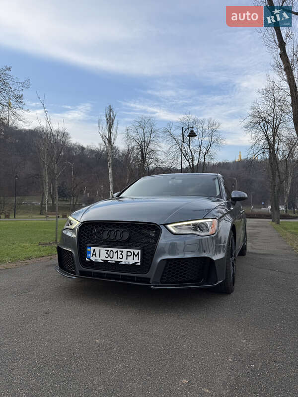 Седан Audi A3 2015 в Киеве