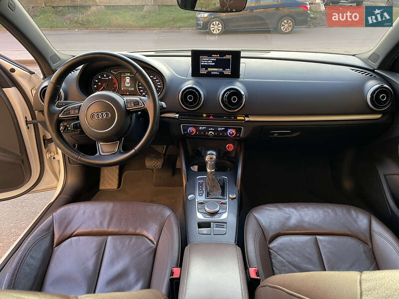 Седан Audi A3 2015 в Киеве фото 24 Седан Audi A3 2015 в Киеве