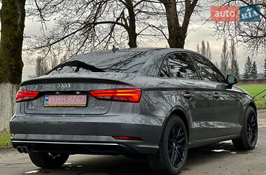 Седан Audi A3 2017 в Рівному