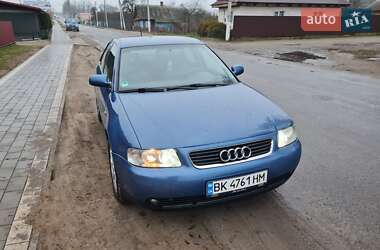 Хэтчбек Audi A3 2002 в Заречном