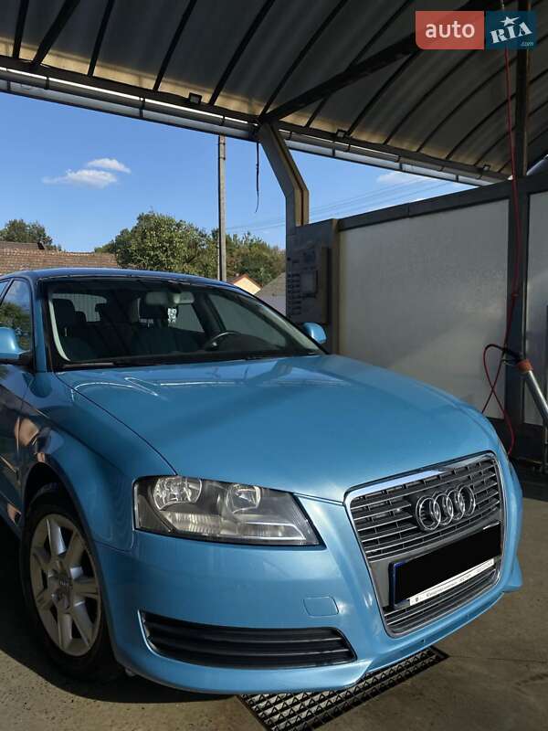 Хетчбек Audi A3 2010 в Ужгороді