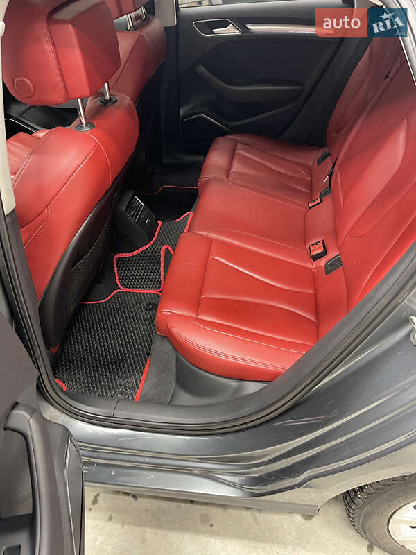 Седан Audi A3 2015 в Дніпрі