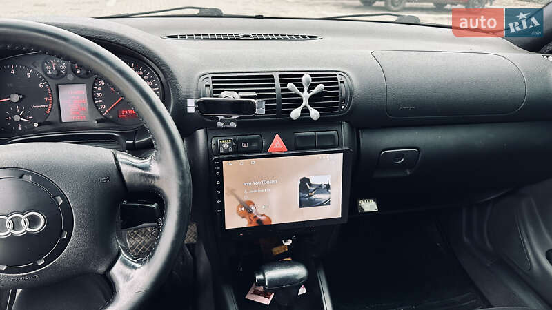 Хэтчбек Audi A3 1998 в Кривом Роге