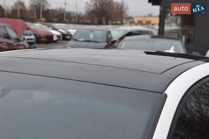 Седан Audi A3 2017 в Луцке