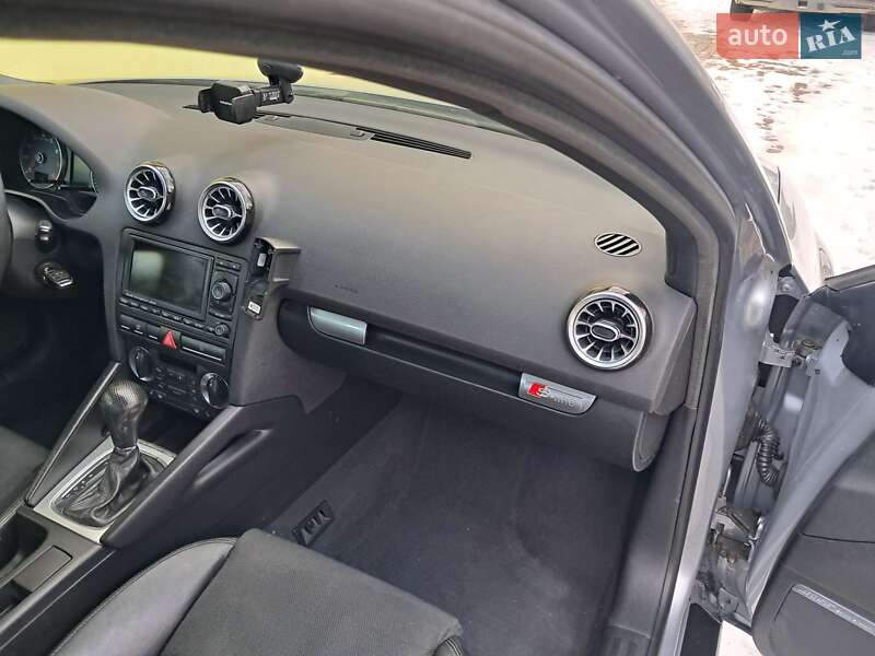 Хетчбек Audi A3 2006 в Івано-Франківську