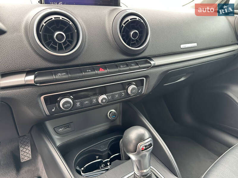 Хэтчбек Audi A3 2019 в Радехове фото 14 Хэтчбек Audi A3 2019 в Радехове