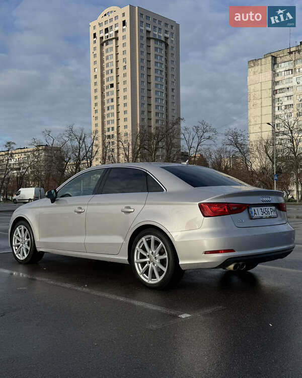 Седан Audi A3 2014 в Киеве