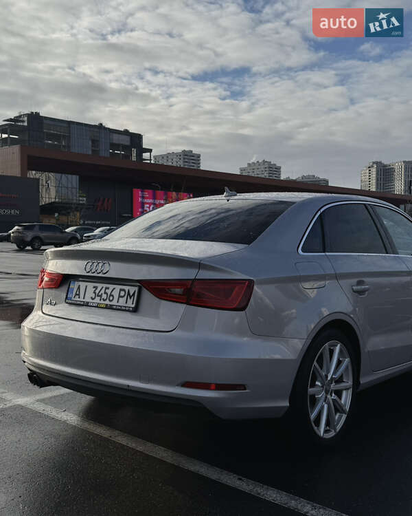 Седан Audi A3 2014 в Киеве