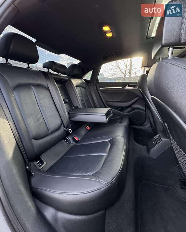 Седан Audi A3 2014 в Киеве