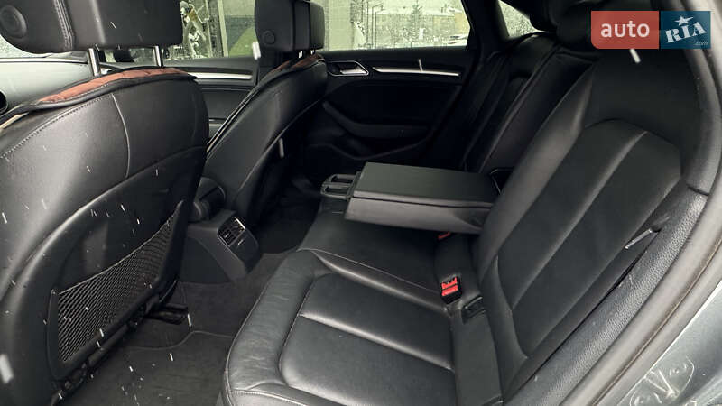 Седан Audi A3 2017 в Ізюмі