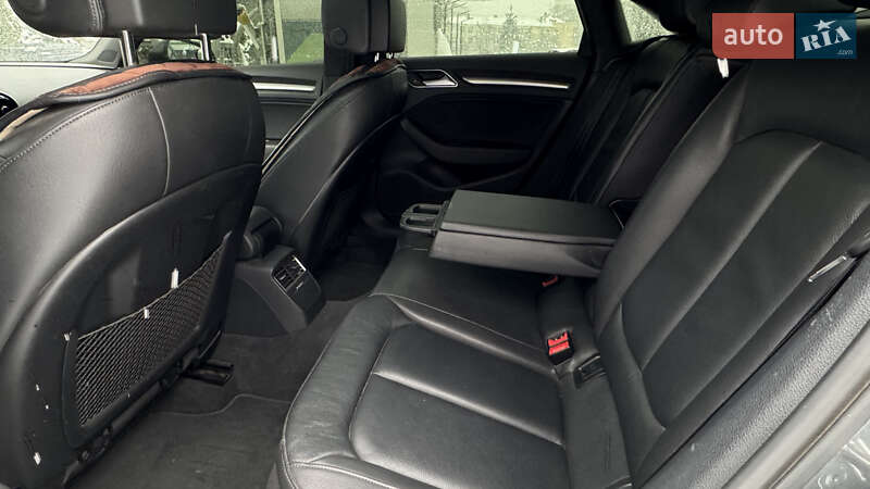 Седан Audi A3 2017 в Ізюмі