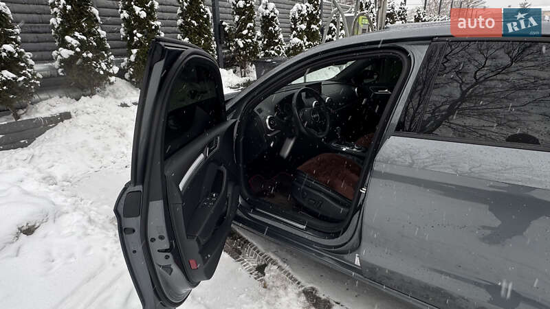 Седан Audi A3 2017 в Ізюмі