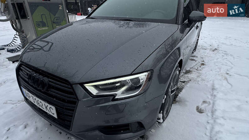 Седан Audi A3 2017 в Ізюмі