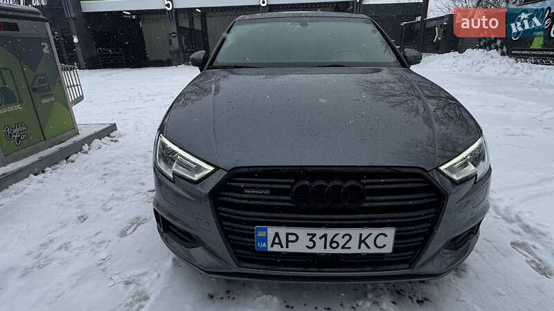 Седан Audi A3 2017 в Ізюмі