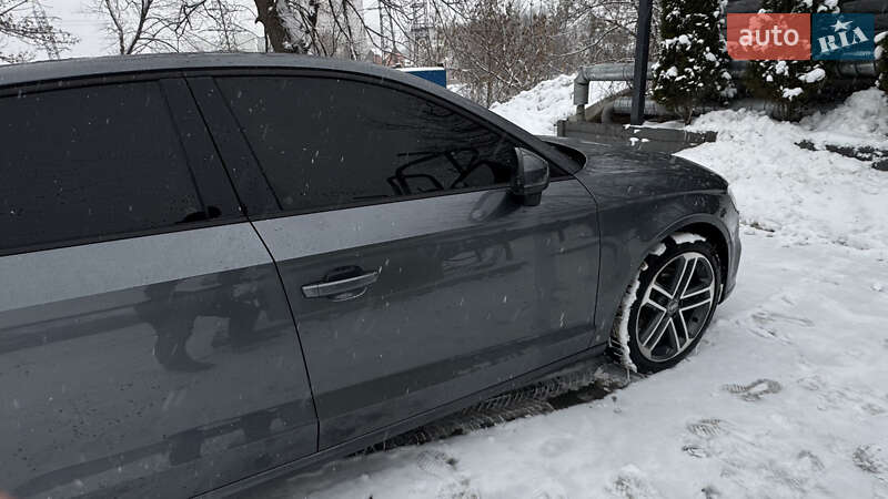 Седан Audi A3 2017 в Ізюмі