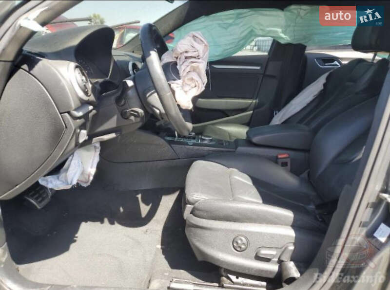 Седан Audi A3 2017 в Киеве фото 6 Седан Audi A3 2017 в Киеве
