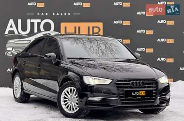 Седан Audi A3 2016 в Харькове