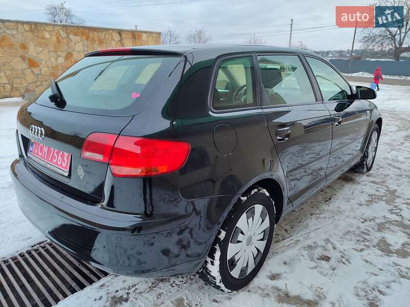 Хэтчбек Audi A3 2006 в Черновцах