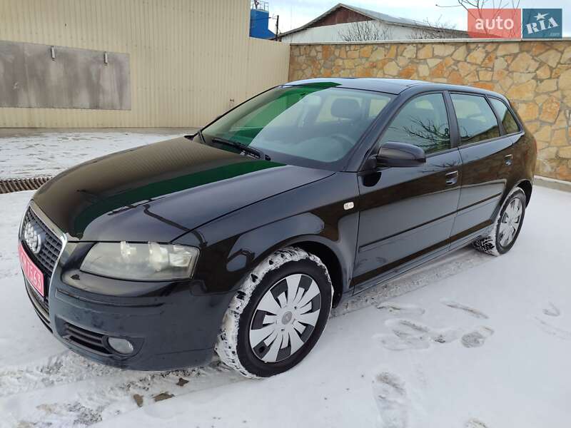Хэтчбек Audi A3 2006 в Черновцах