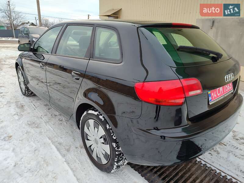 Хэтчбек Audi A3 2006 в Черновцах